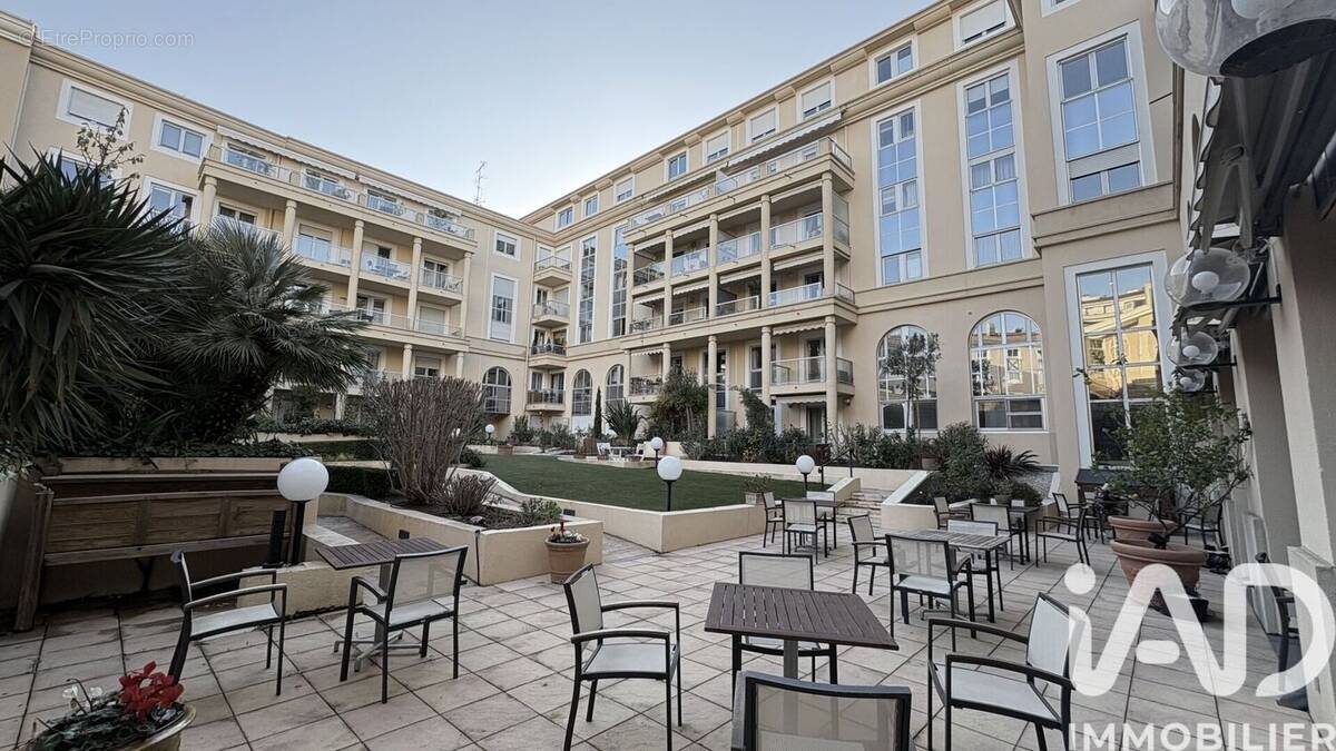 Photo 1 - Appartement à AIX-EN-PROVENCE