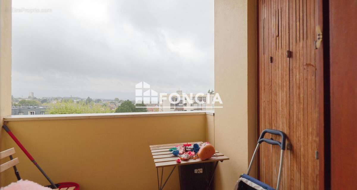 Appartement à RIS-ORANGIS