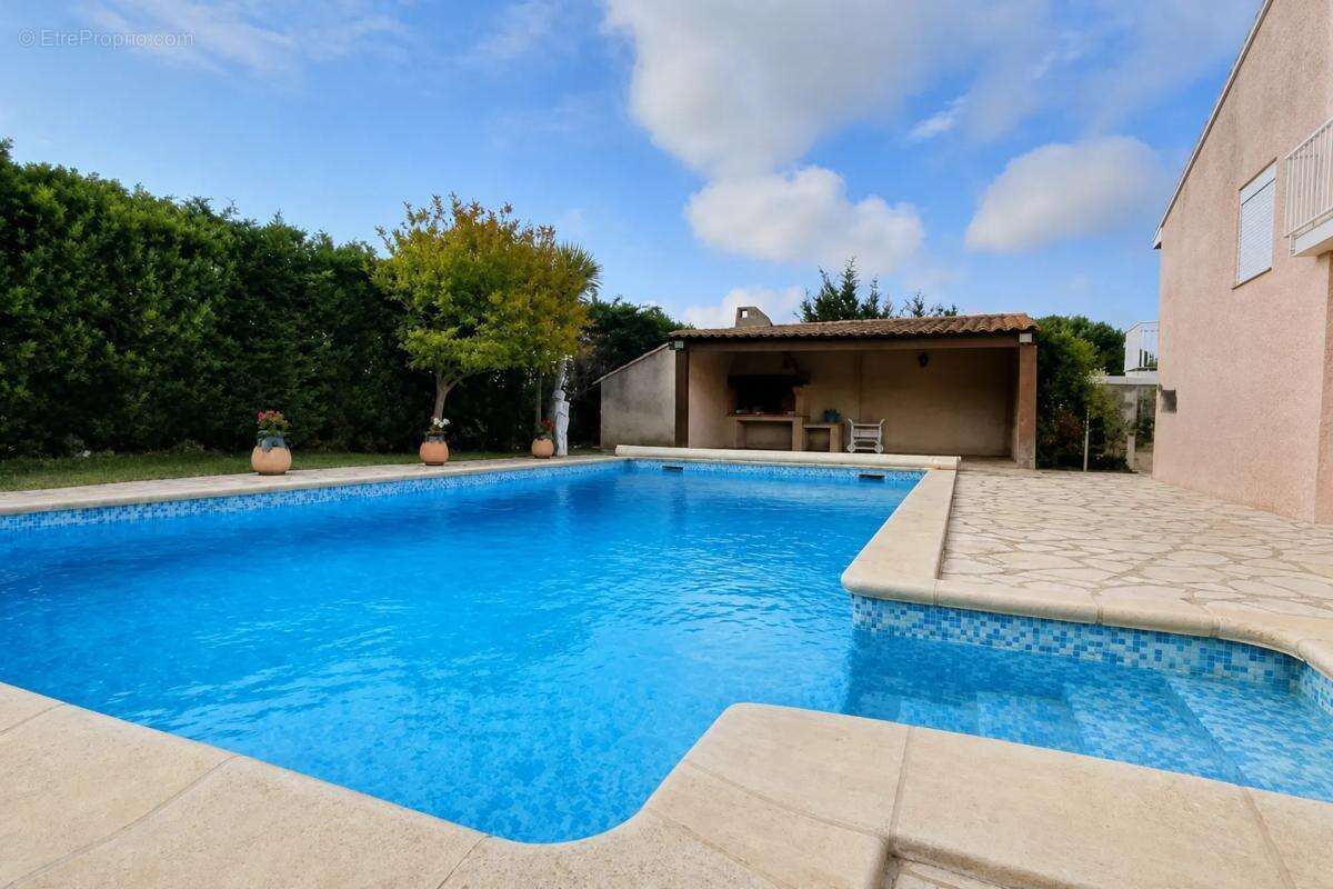 Maison spacieuse 8P jardin et piscine à Béziers - photo 14