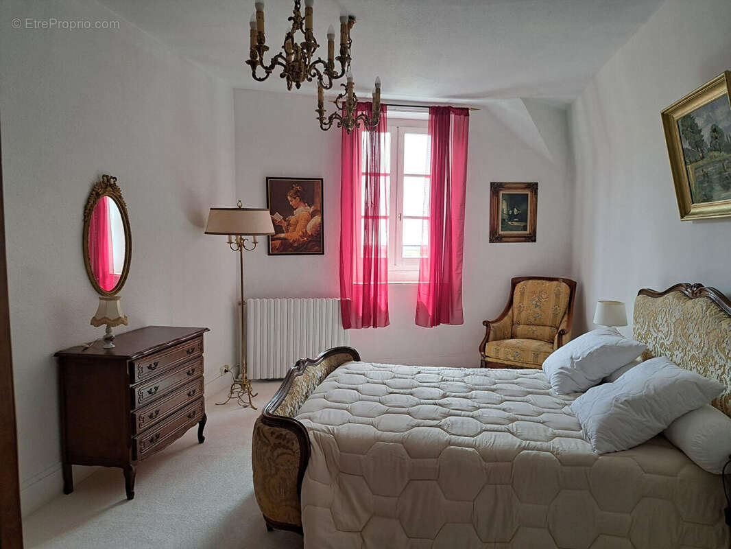 Maison à CHATILLON-EN-BAZOIS