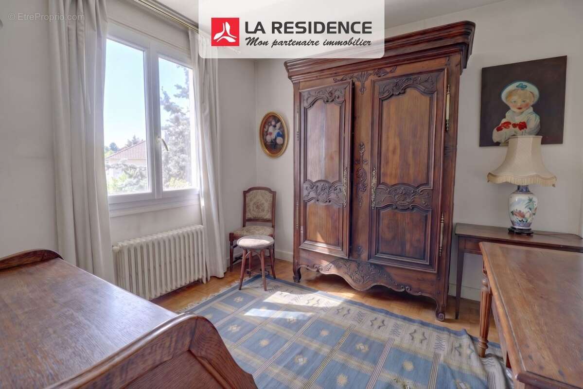 Maison 149 m² à Igoville  - photo 9