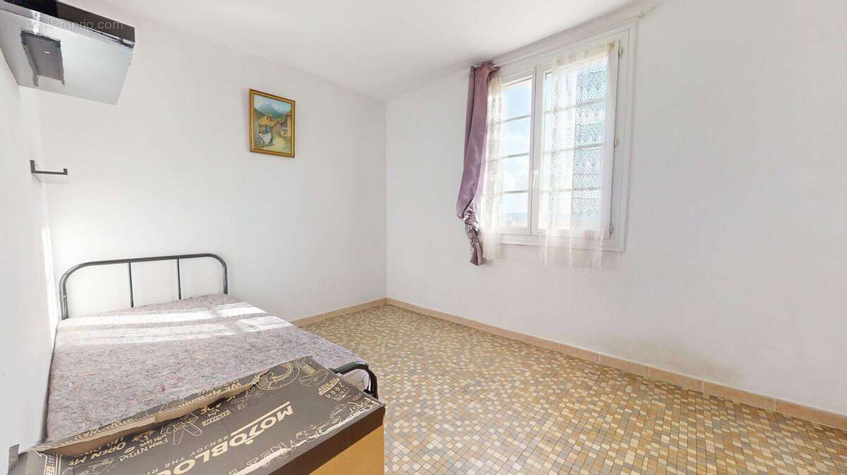 Appartement à MARSEILLE-15E