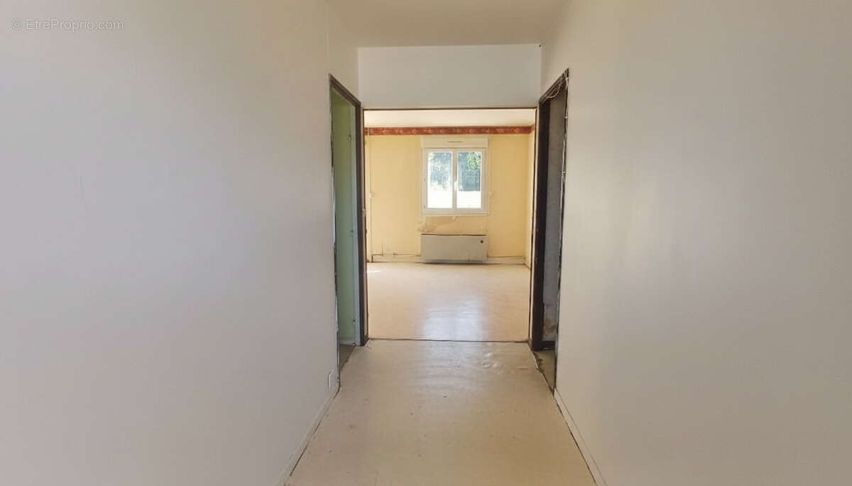 Maison Le Pechereau 5 pièce(s) 92 m2 - photo 3