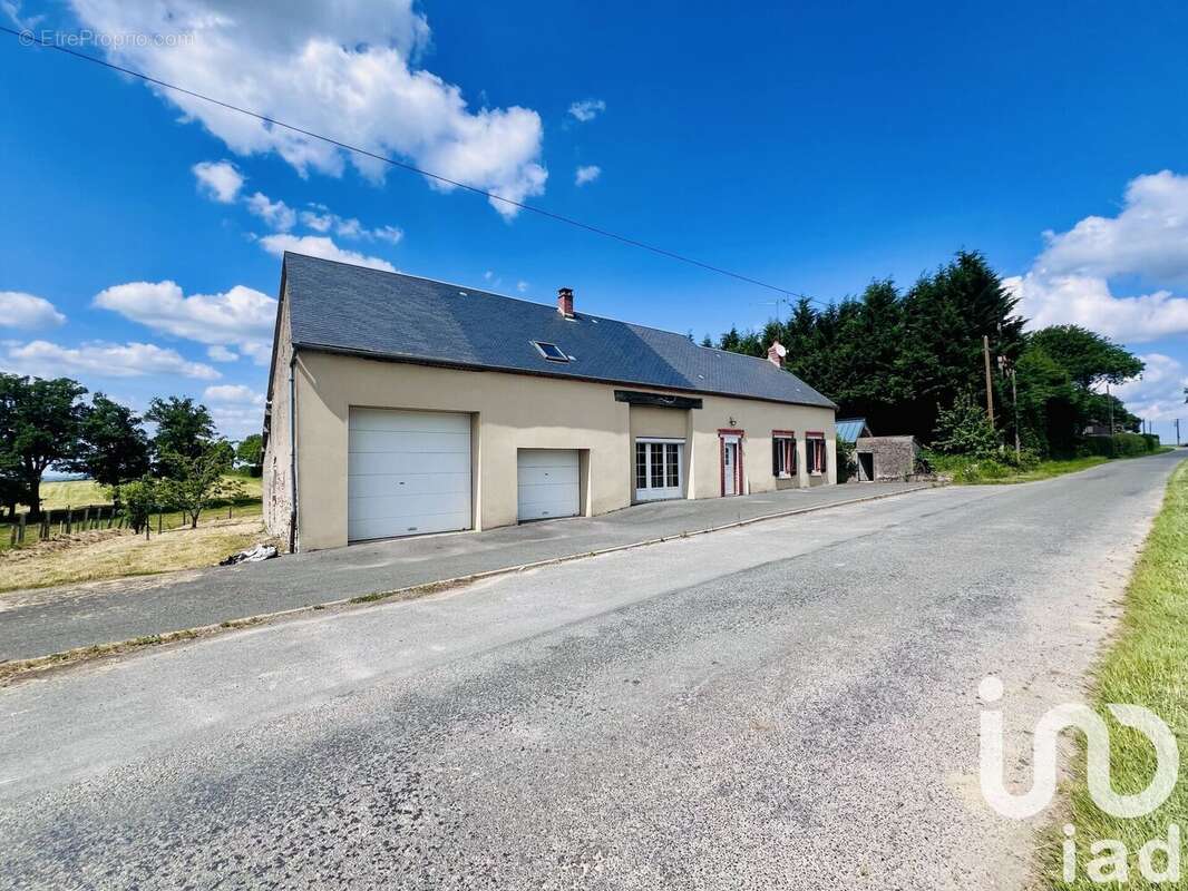 Photo 2 - Maison à PREVERANGES