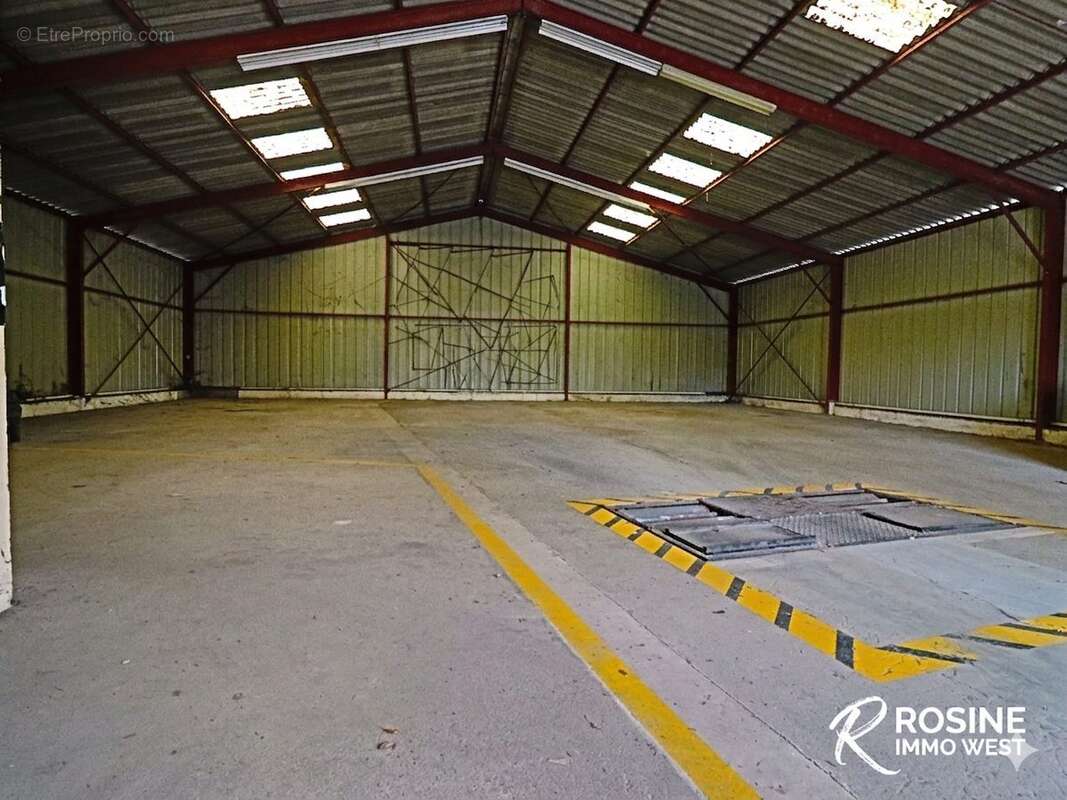 Commerce à BEAUFORT-EN-VALLEE