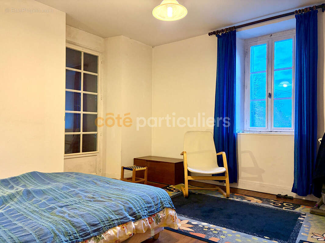 Maison à SAINT-SAUVEUR-LENDELIN