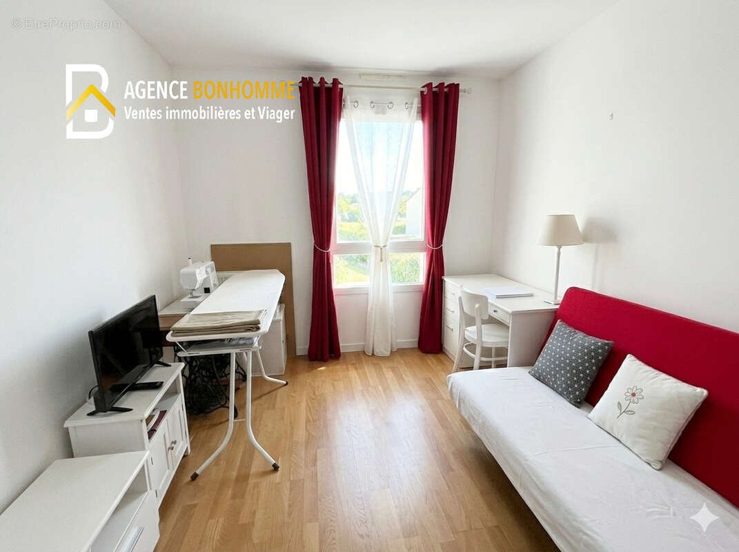 Autre à LES MUREAUX