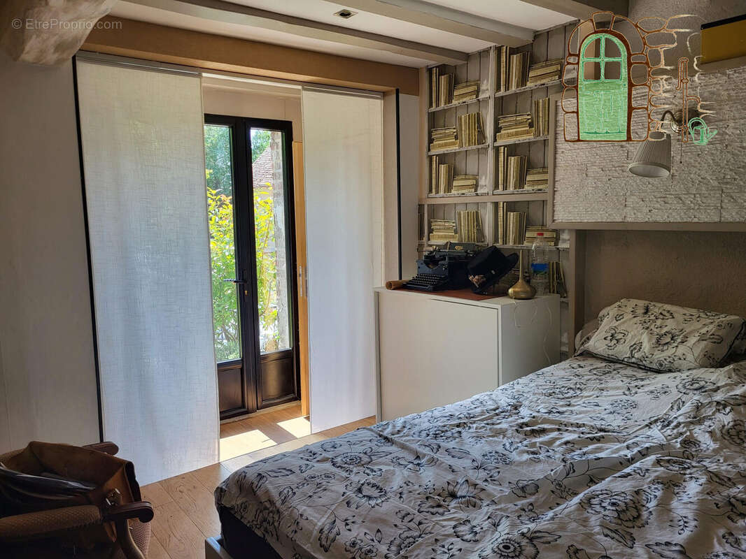 Maison 113 m² à Saint-Marc-Du-Cor  - photo 7