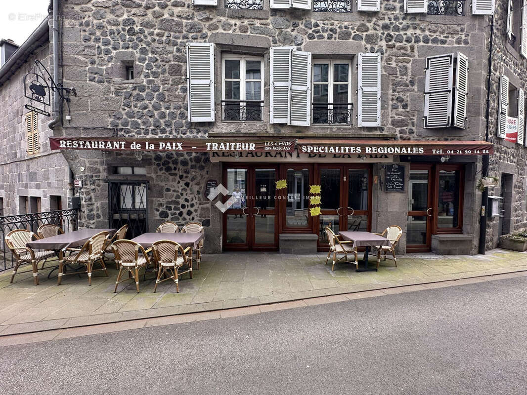 Autre à MURAT