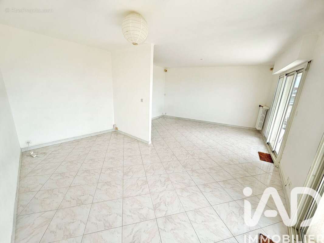Appartement 70 m² à La Seyne-Sur-Mer  - photo 3