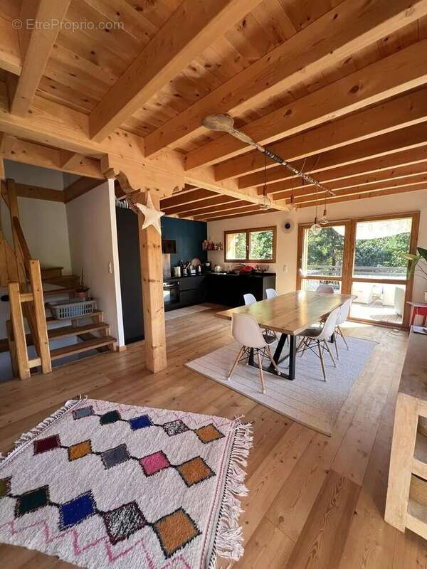 Maison à SAINT-CHAFFREY