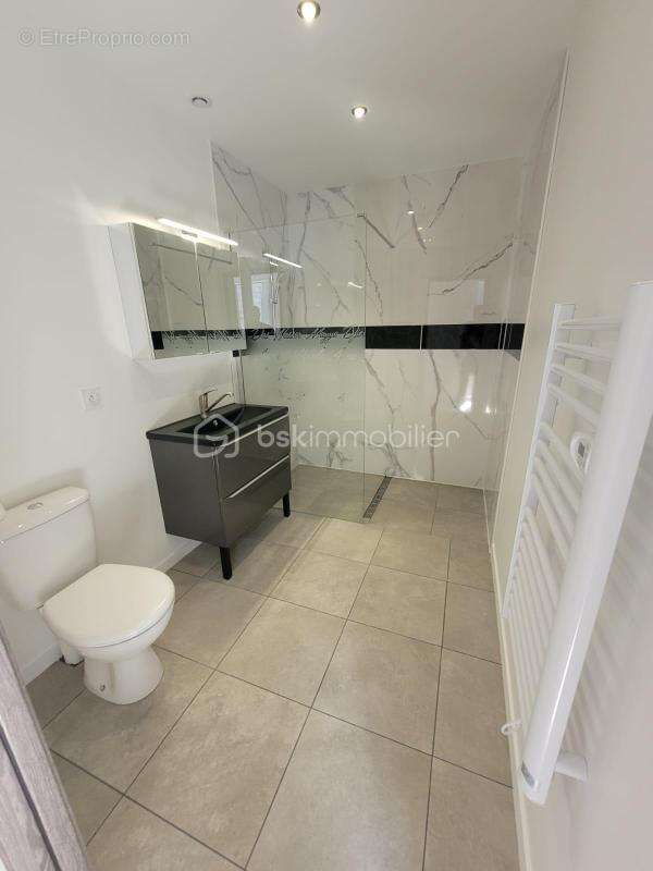 Maison à COURLON-SUR-YONNE