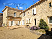 Maison à COMBAS