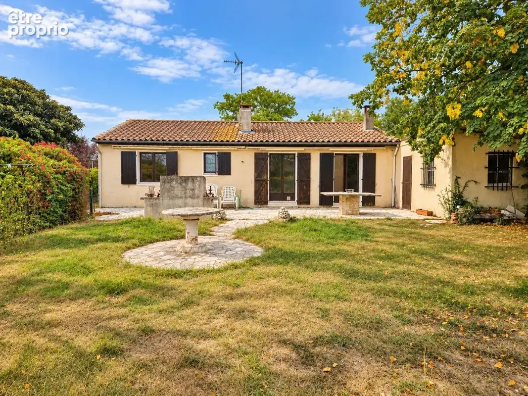 Maison à ROQUETTES