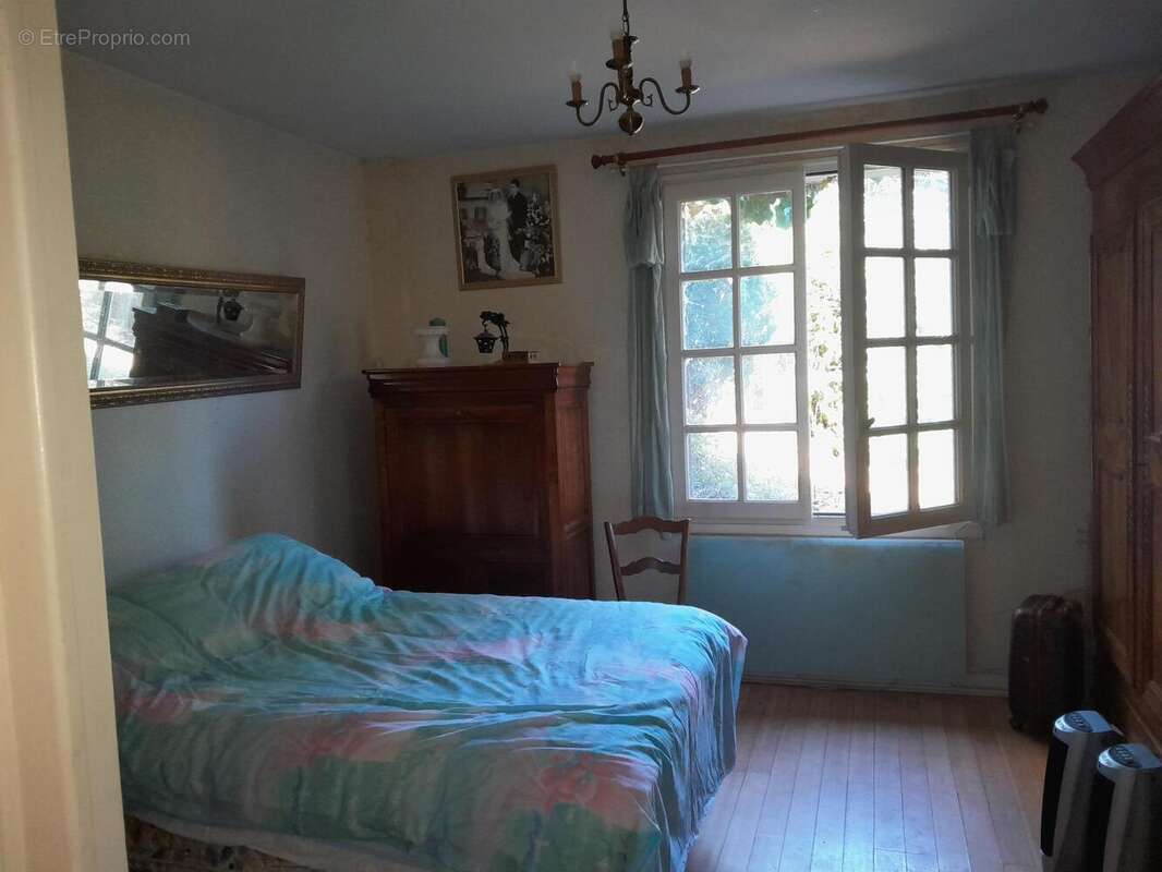 Photo 7 - Maison à VIC-SUR-CERE