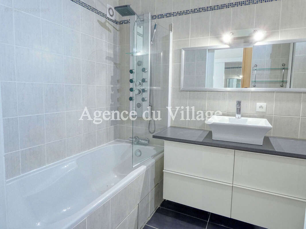 Appartement à ELANCOURT