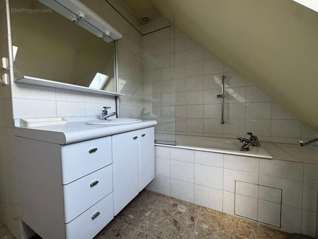 Maison à THORIGNY-SUR-MARNE