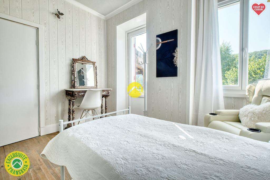 Maison à LES EYZIES-DE-TAYAC-SIREUIL