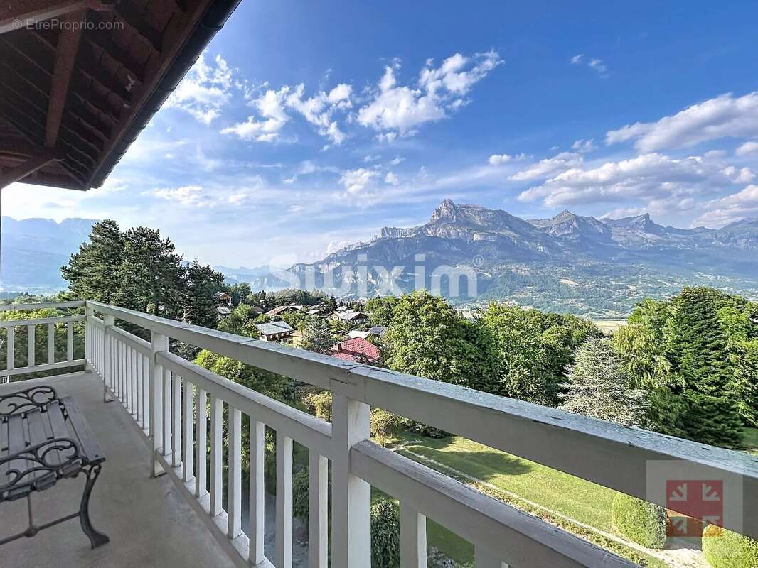 Appartement Haussmanien à vendre à Combloux. - photo 9