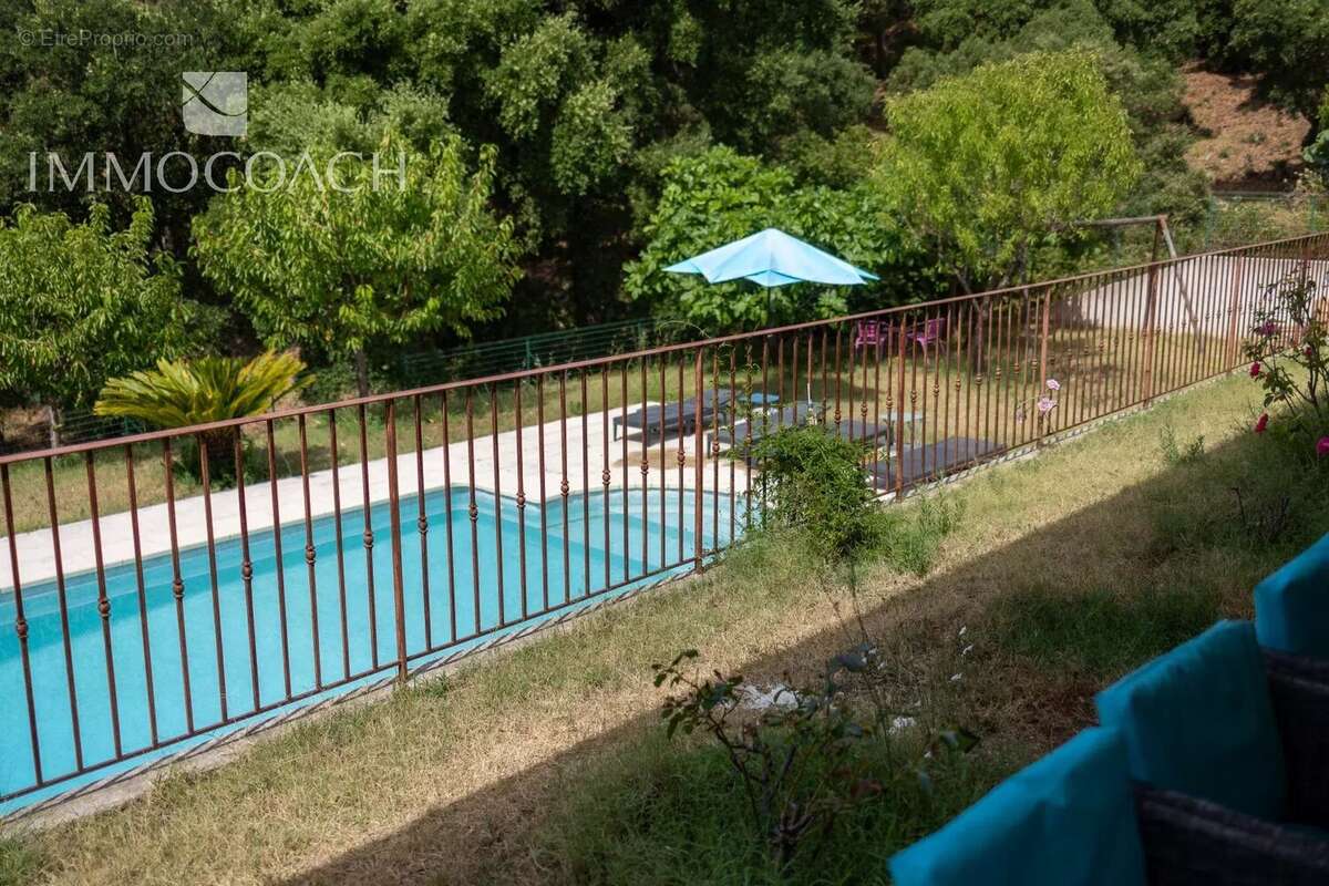 Maison à LA LONDE-LES-MAURES