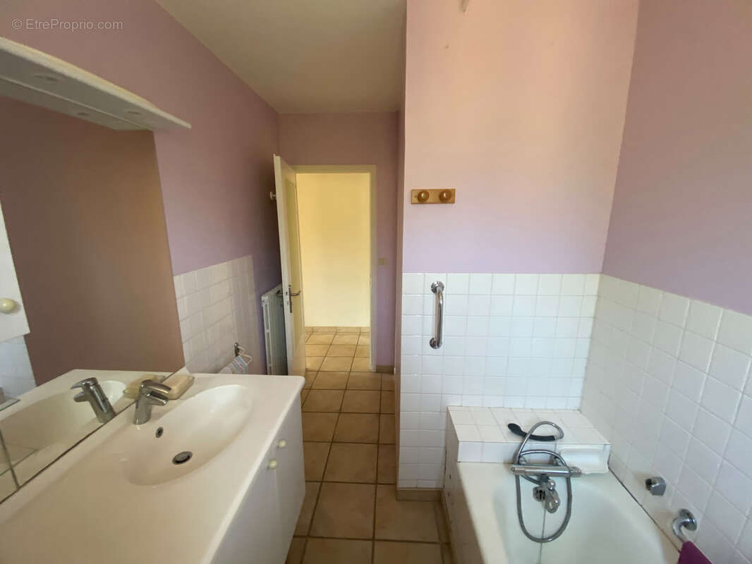 Maison  80 m2 proche hôpital - photo 6