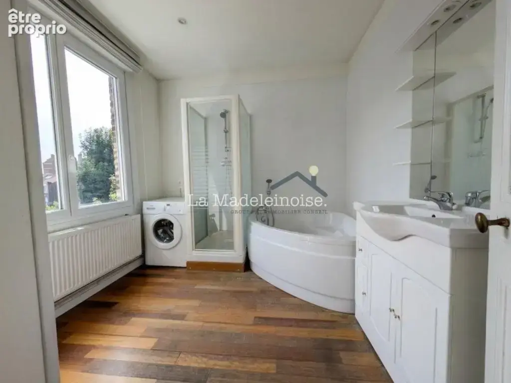 Appartement T3 de 66 m² au charme d'époque, à 3 minutes du tramway Botanique - photo 11