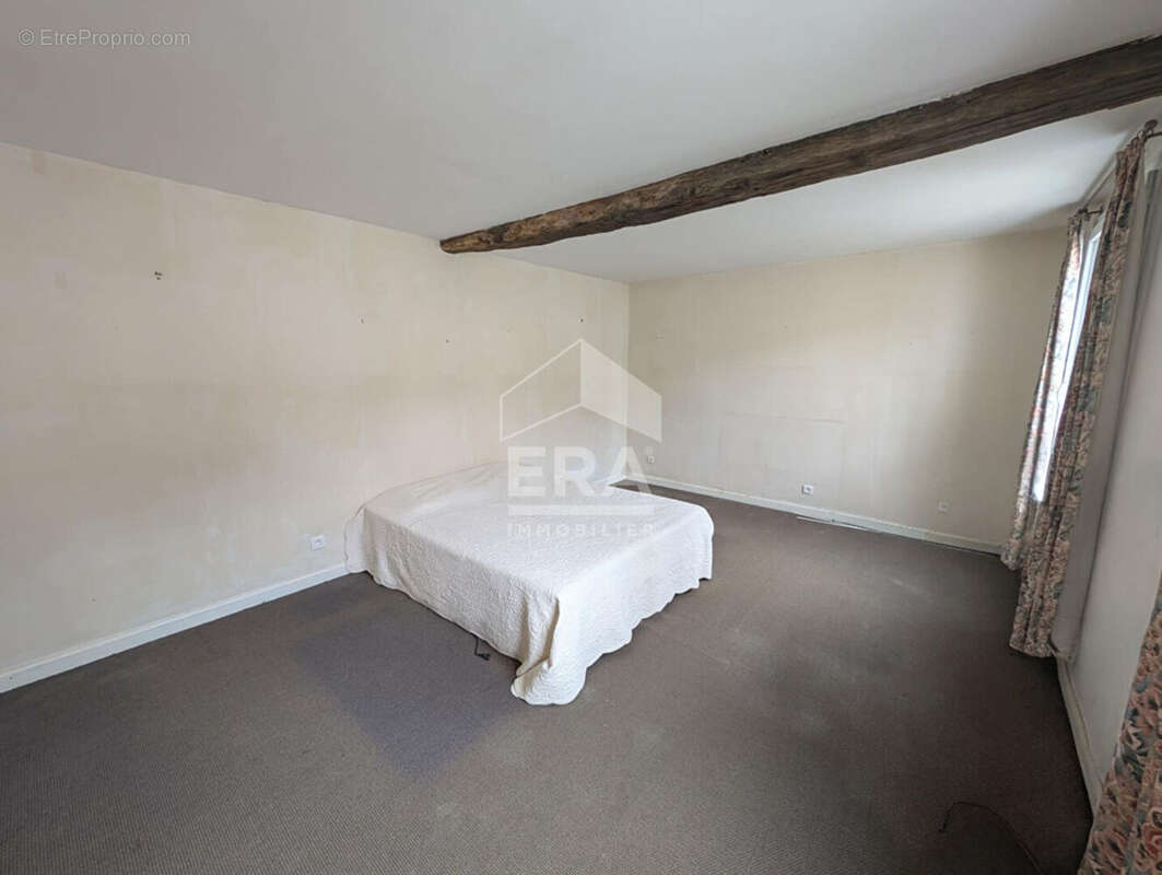 Maison à MONTPON-MENESTEROL