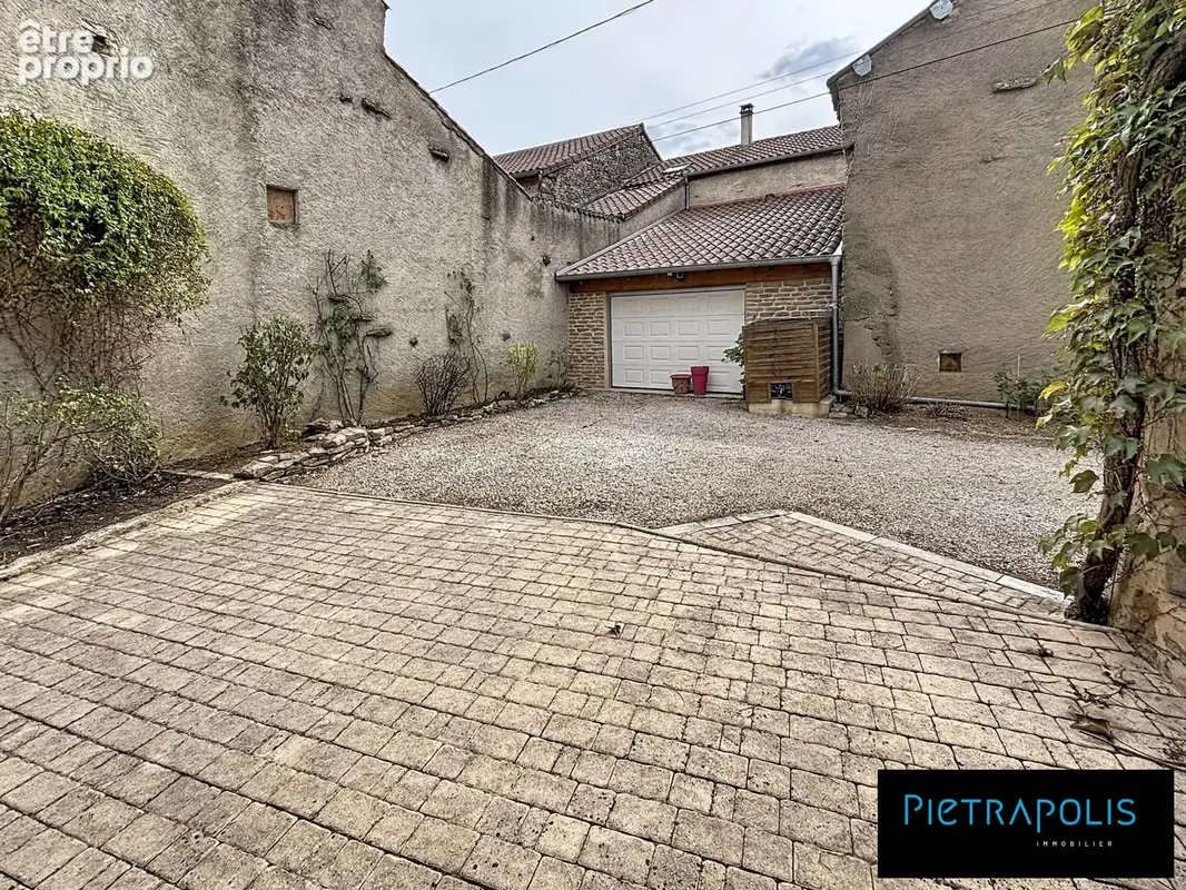 Maison 8 pièces 144 m² à vendre à Lugny (71260) - photo 5