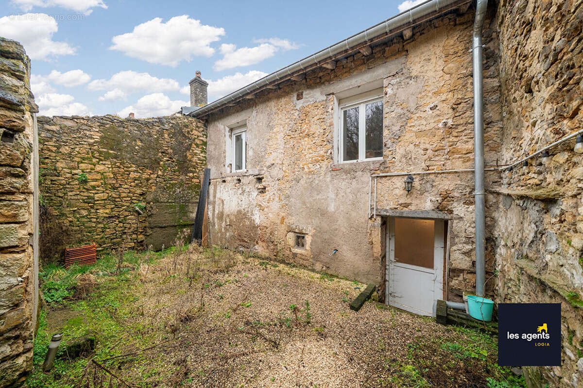 Maison  5 pièce(s) 160 m2 + cour - photo 14