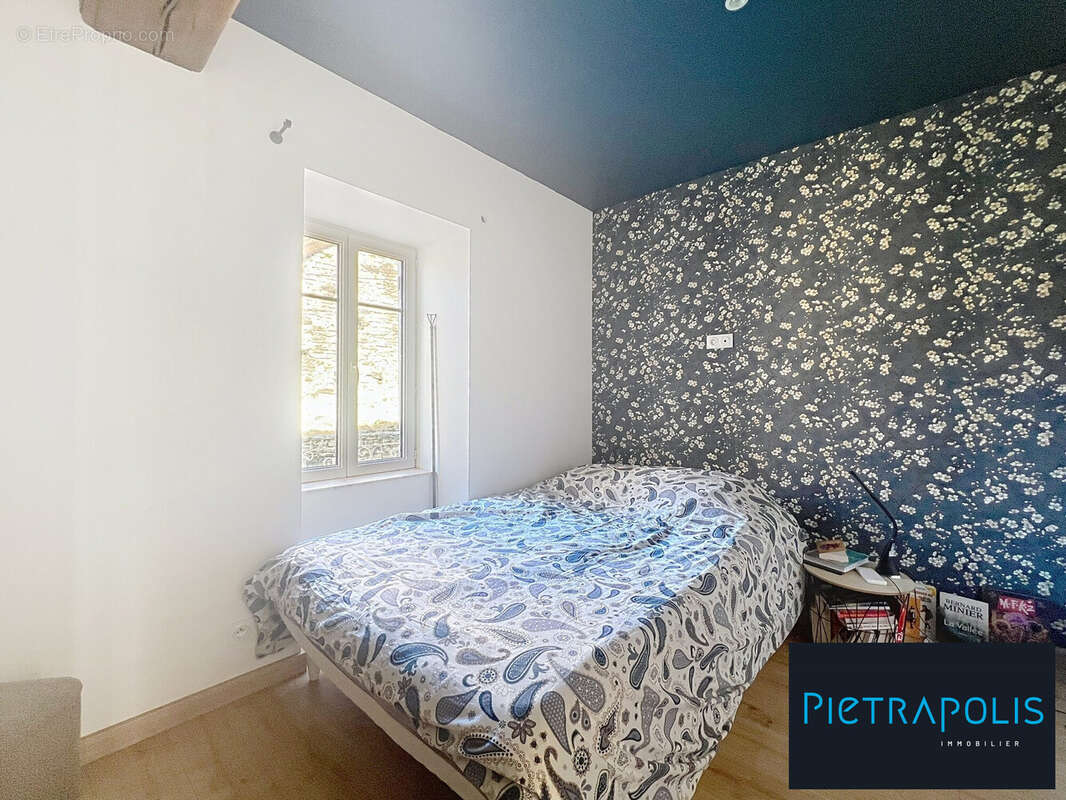 Maison à LA ROCHEPOT