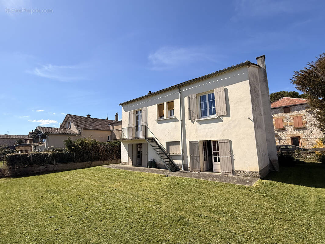 Maison à MONPAZIER