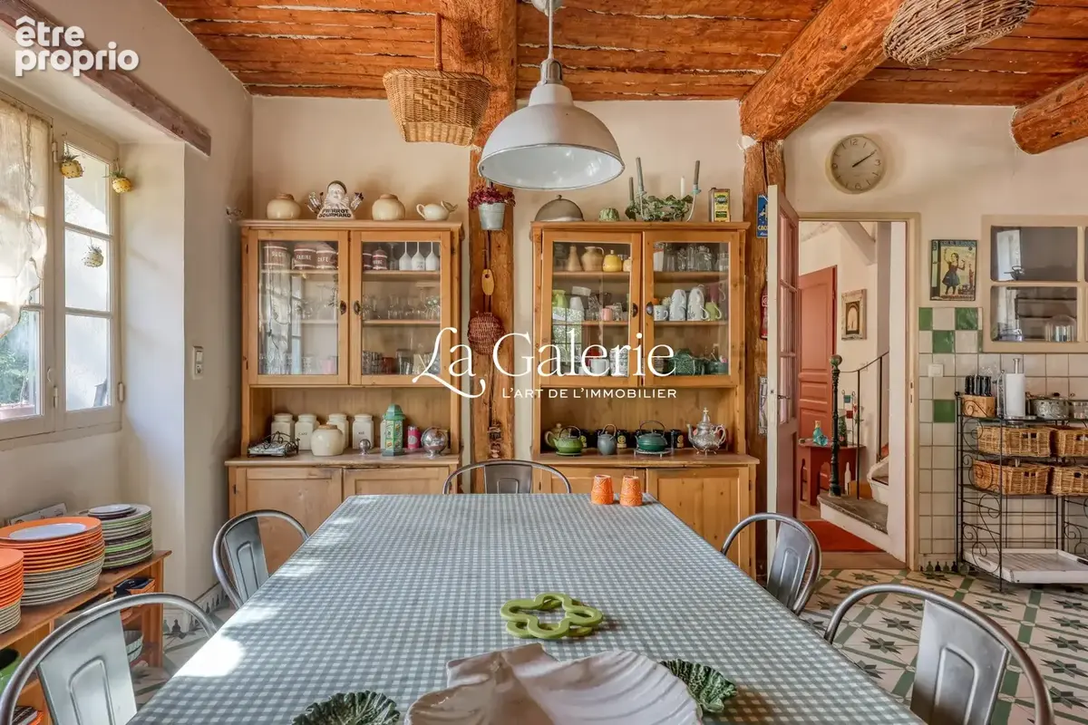 Maison 7 pièces 226 m² à vendre à Hyeres (83400) - photo 3