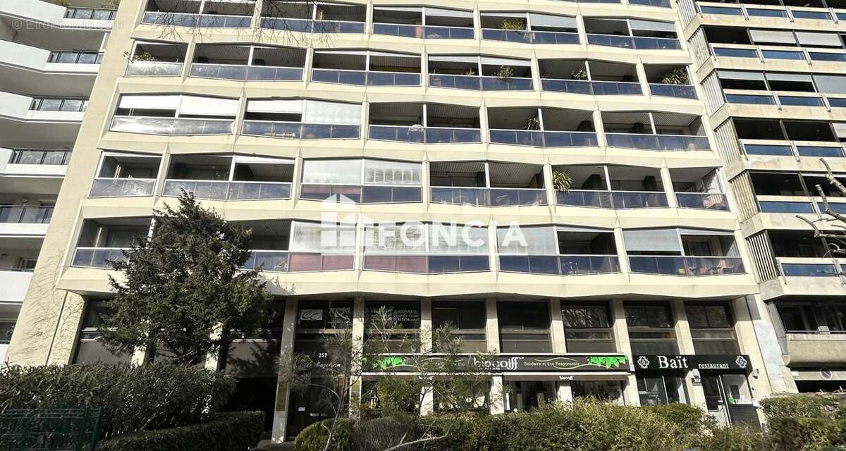 Appartement à MARSEILLE-8E