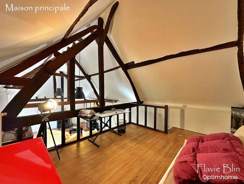 Maison à SYLVAINS-LES-MOULINS