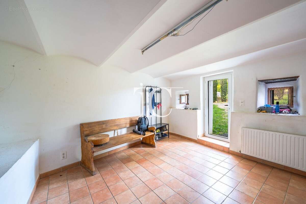 Maison à COURRY