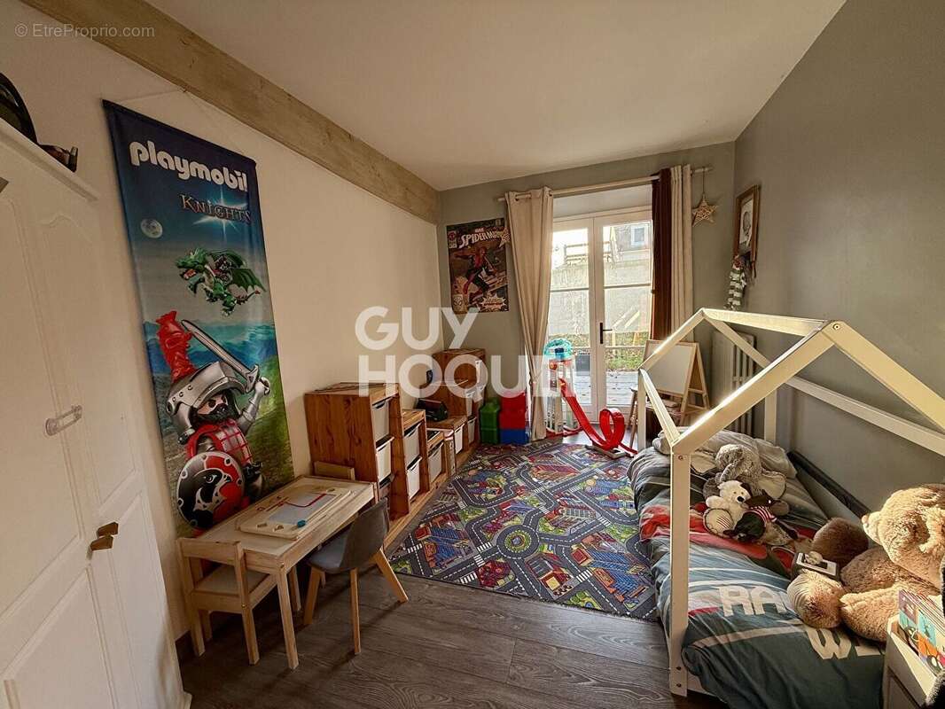 Maison à GOUSSONVILLE