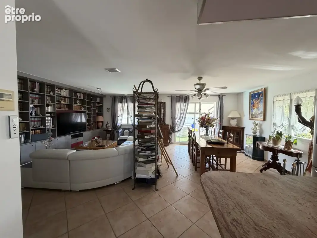 Villa haut de gamme dans le quartier recherché de Bonaval - photo 5