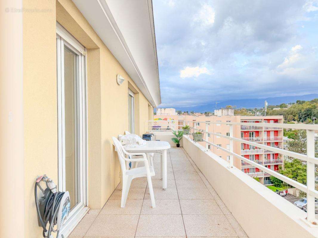 Appartement à CAGNES-SUR-MER