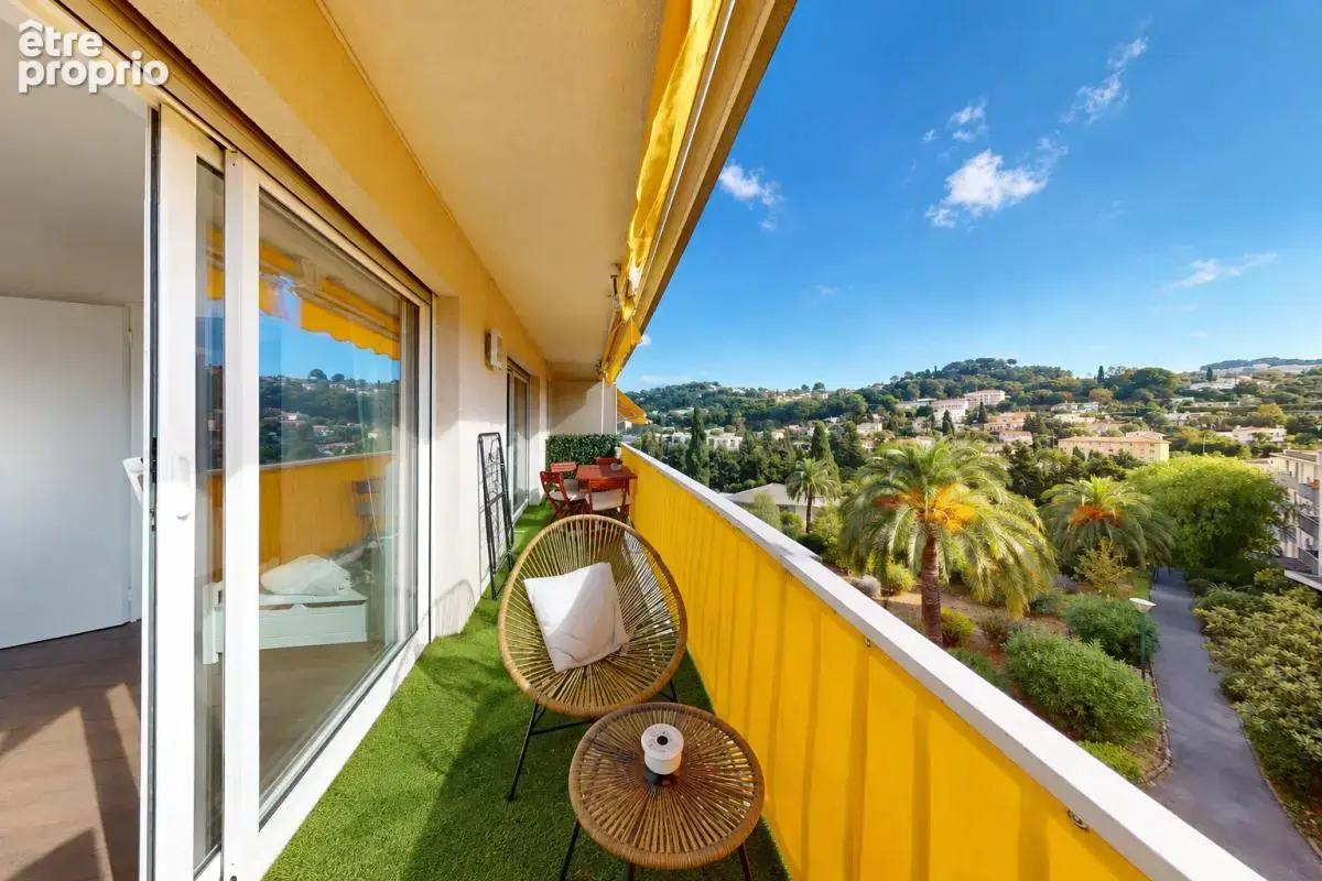 Appartement à LE CANNET