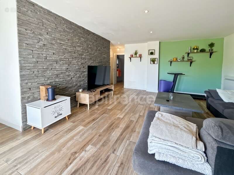 MARESCHE (72) à vendre longère 4 chambres sur 7300 m2 - photo 13