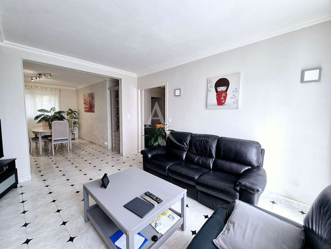 Maison à ROSNY-SOUS-BOIS