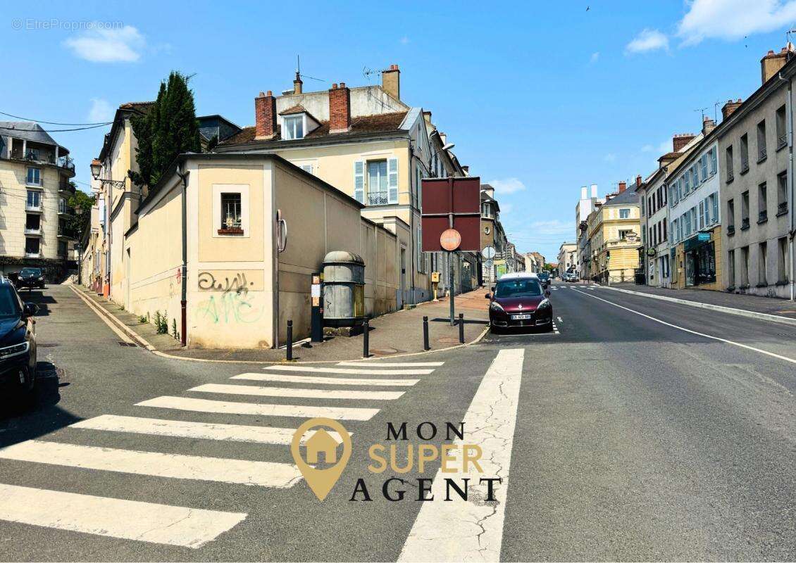 Appartement à MELUN