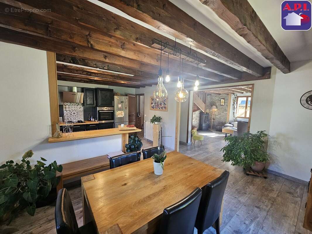 Maison à SAINT-PIERRE-DELS-FORCATS