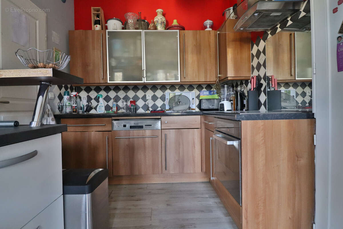 Appartement à CHARBONNIERES-LES-BAINS