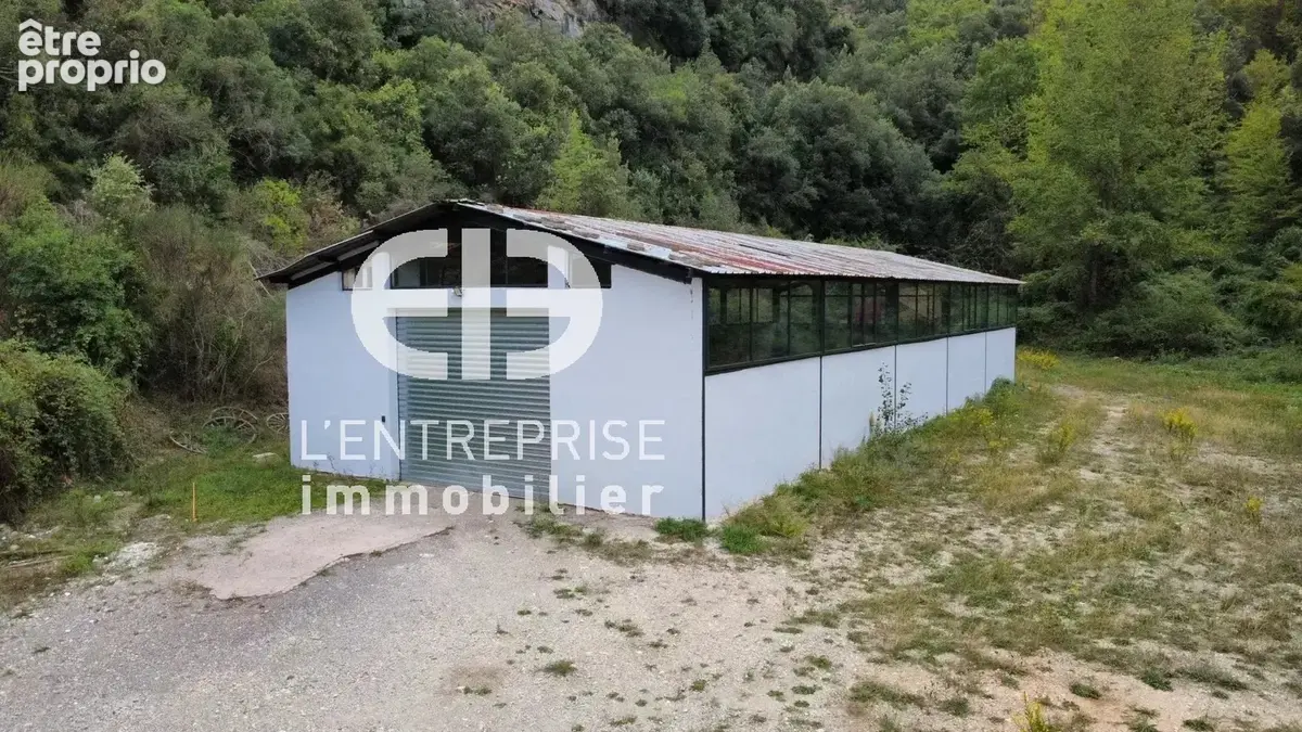 À vendre entrepôt / terrain 3 000 m²  saint-blaise - photo 1