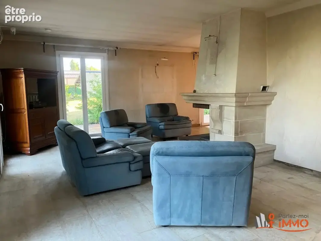 Villa traditionnelle sur 6490m2 de terrain constructible - photo 5