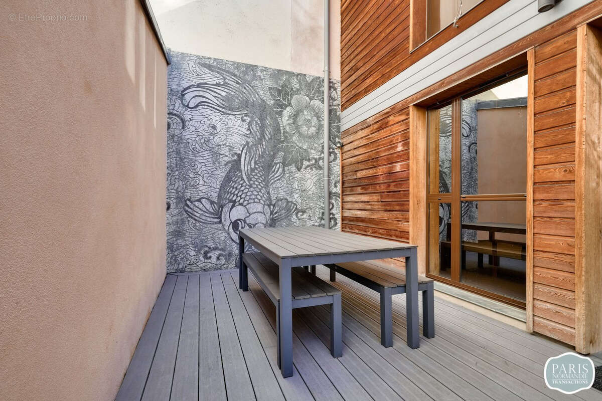 Maison à COURBEVOIE