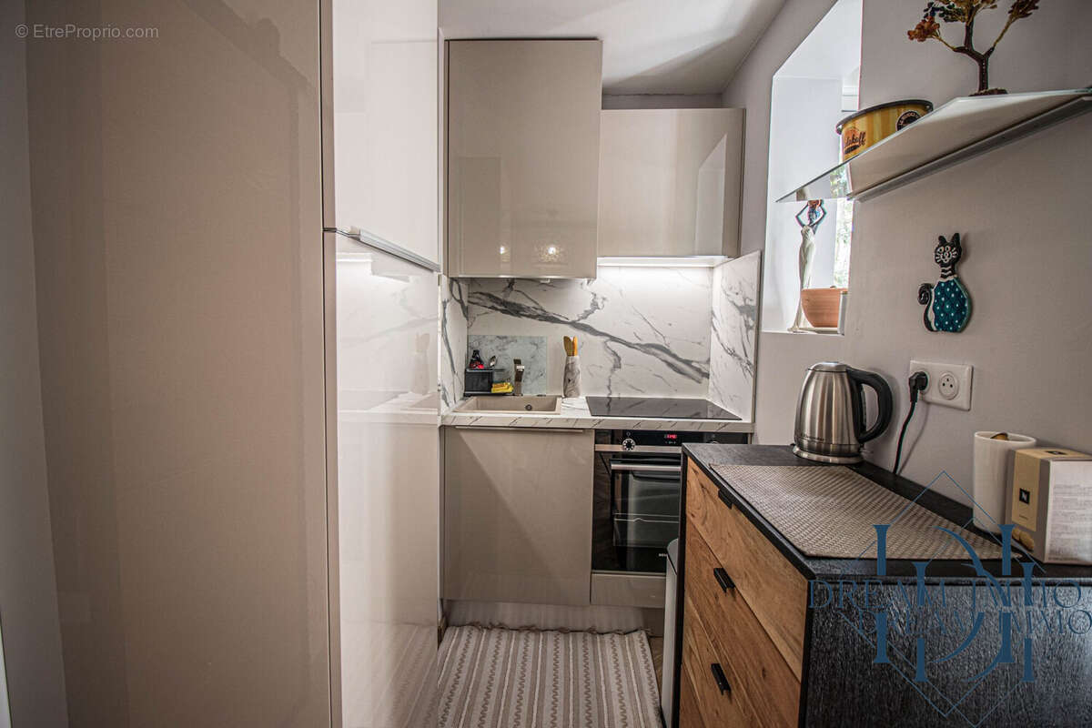 Appartement à MAUGUIO