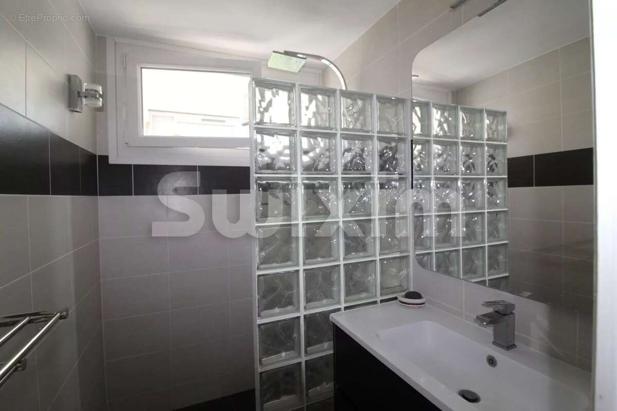 Appartement à AIX-LES-BAINS