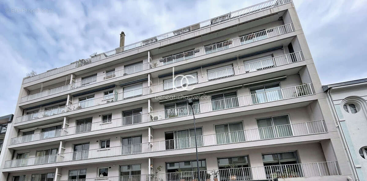 A vendre Appartement 5 pièces - VANNES CENTRE VILLE - photo 10
